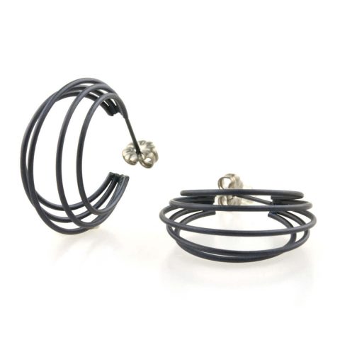 Moon frame hoop earrings