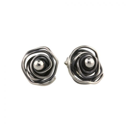 Cabbage leaf twist studs
