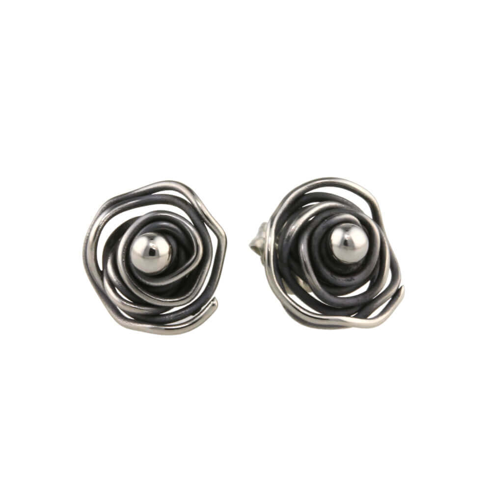 Cabbage leaf twist studs