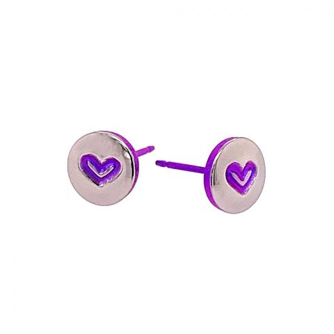 Love heart hypoallergenic titanium stud earrings.